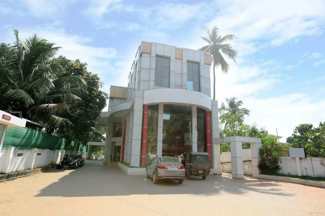 Oyo 28836 Hotel Salkara Residency Thrissur