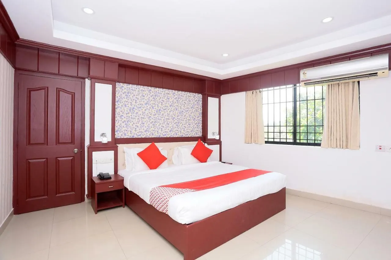 Oyo 28836 Hotel Salkara Residency Thrissur
